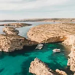 Limestone Sun Suites
