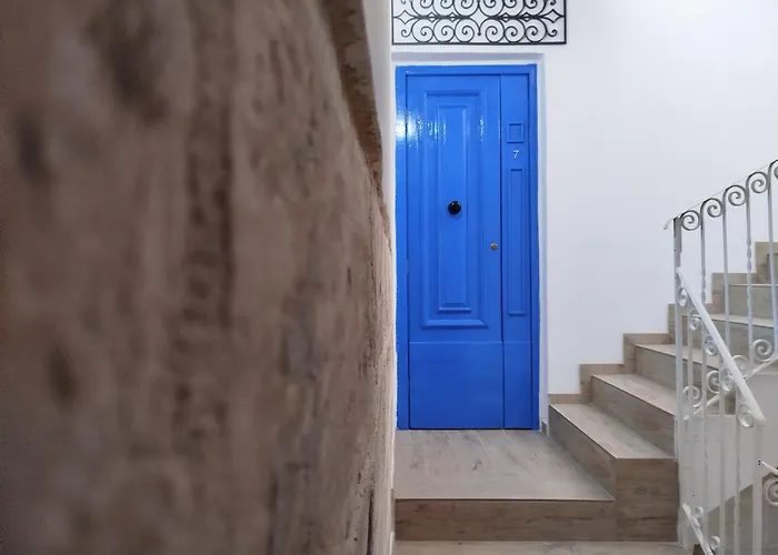 Limestone Sun Suites